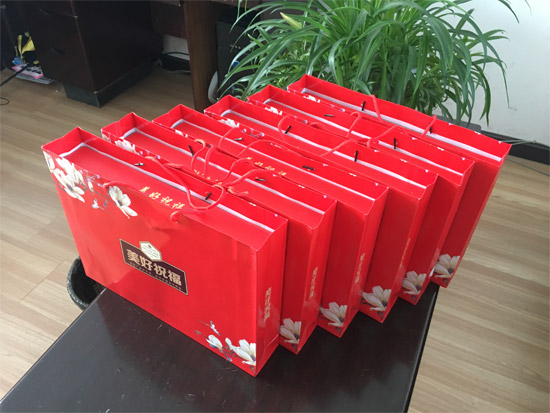 程力集團(tuán)銷售一部主管馬旭東贈送的中秋節(jié)禮物