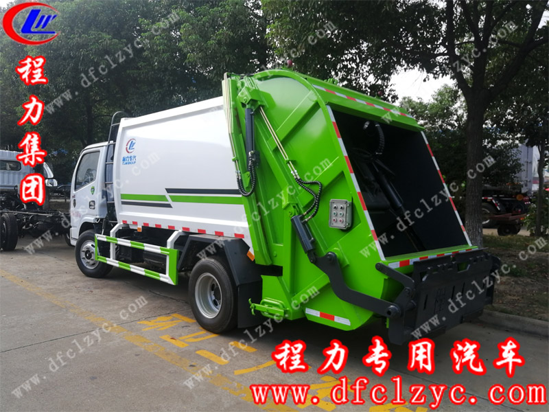 湖北程力國六東風(fēng)小多利卡壓縮垃圾車