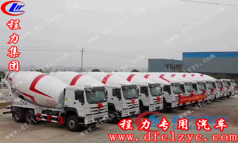 程力專(zhuān)用汽車(chē)股份有限公司批量發(fā)車(chē)場(chǎng)景