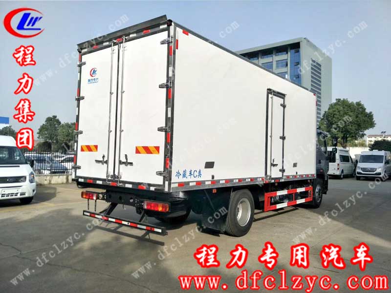 湖北程力專(zhuān)用汽車(chē)有限公司生產(chǎn)的國(guó)五福田歐馬可S5冷藏車(chē)