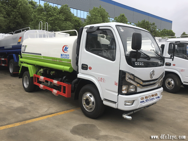 程力集團(tuán)國(guó)六東風(fēng)小多利卡5方灑水車(chē)