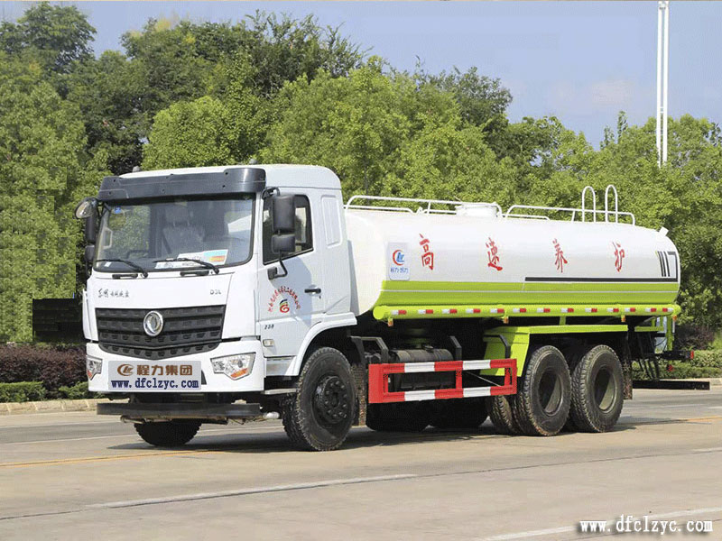 程力集團國六東風專底D3L后雙橋灑水車，專底系列中的精工產(chǎn)品