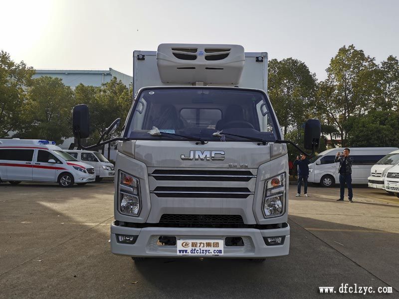 程力集團(tuán)國六江鈴順達(dá)藍(lán)牌冷藏車