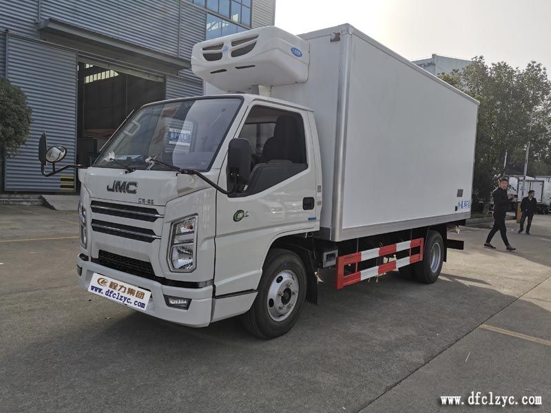 程力集團(tuán)國六江鈴順達(dá)藍(lán)牌冷藏車